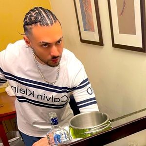 Mens Calvin Klein white long sleeve shirt size L